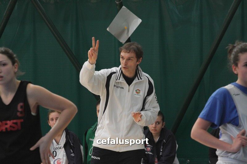 120218 basket 367_tn.jpg